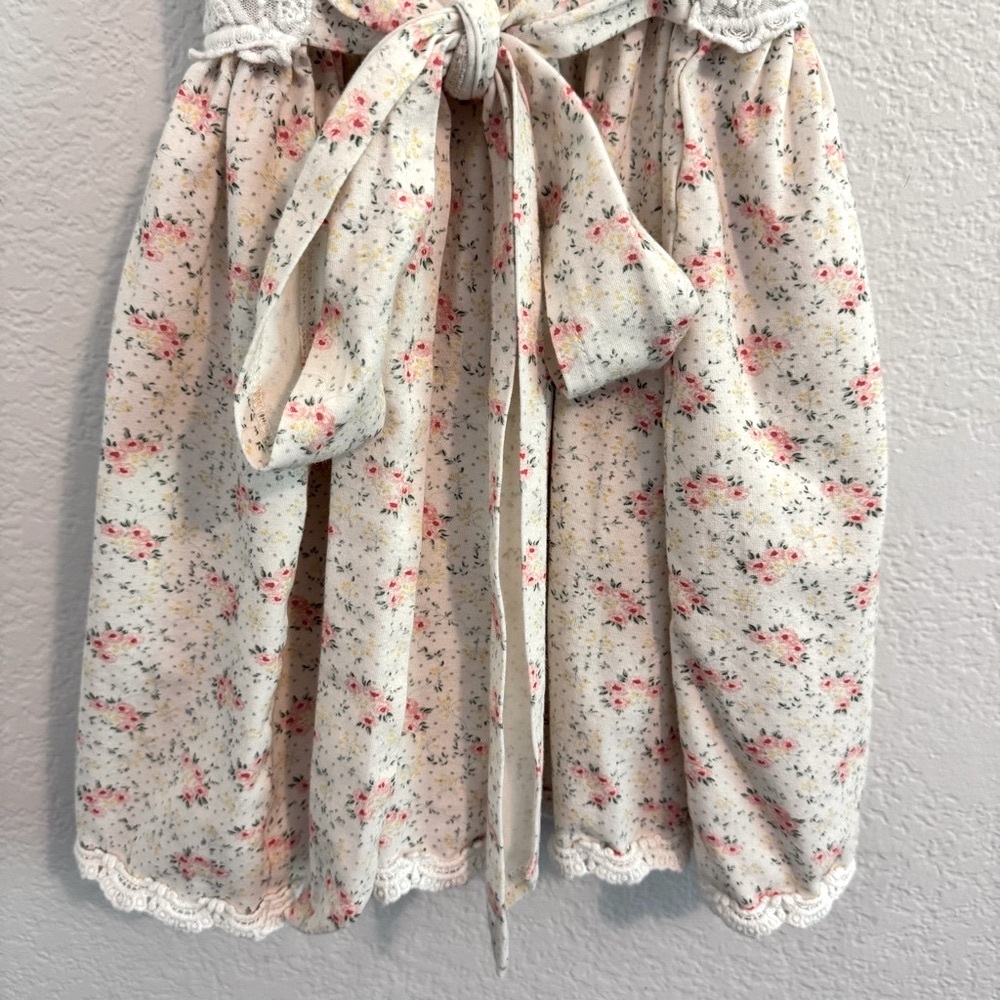 Haute Baby Pink & Cream with Lace Details Sundress with Flutter Sleeves. Size 6Y - Picture 9 of 14